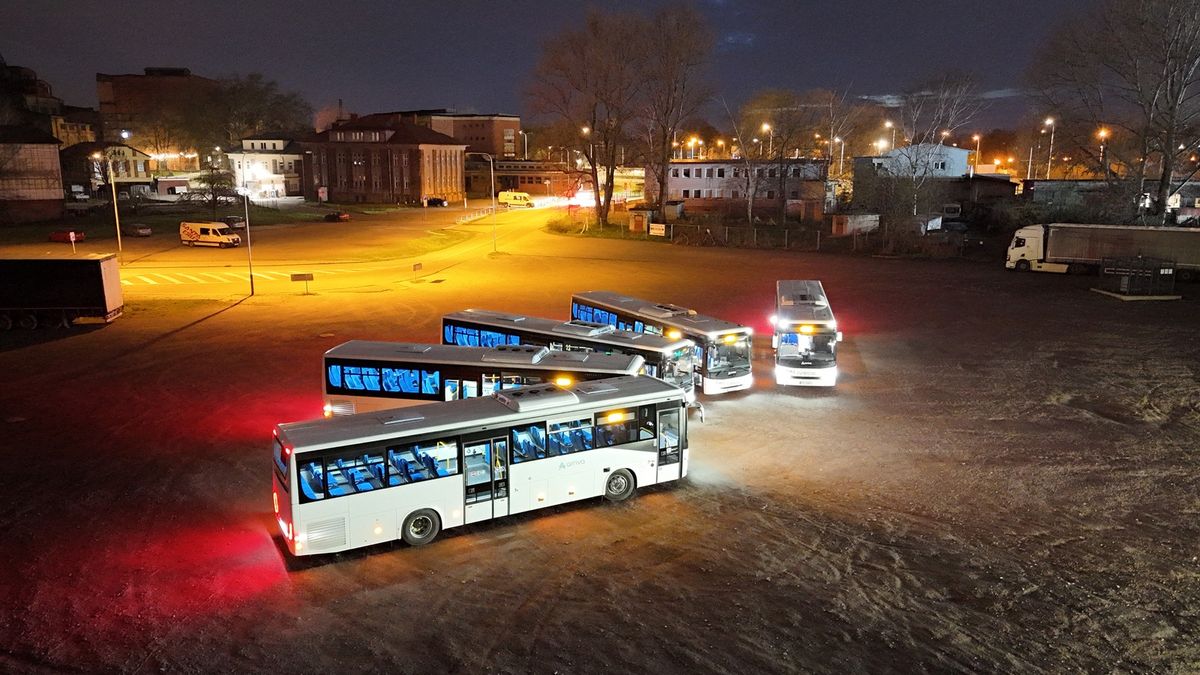 Ve Zlínském kraji jsme nasadili pět nových autobusů, mají antibakteriální potahy