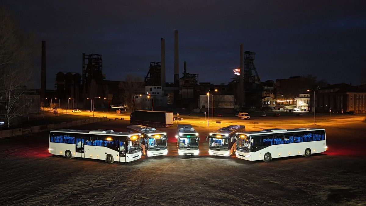 Ve Zlínském kraji jsme nasadili pět nových autobusů, mají antibakteriální potahy