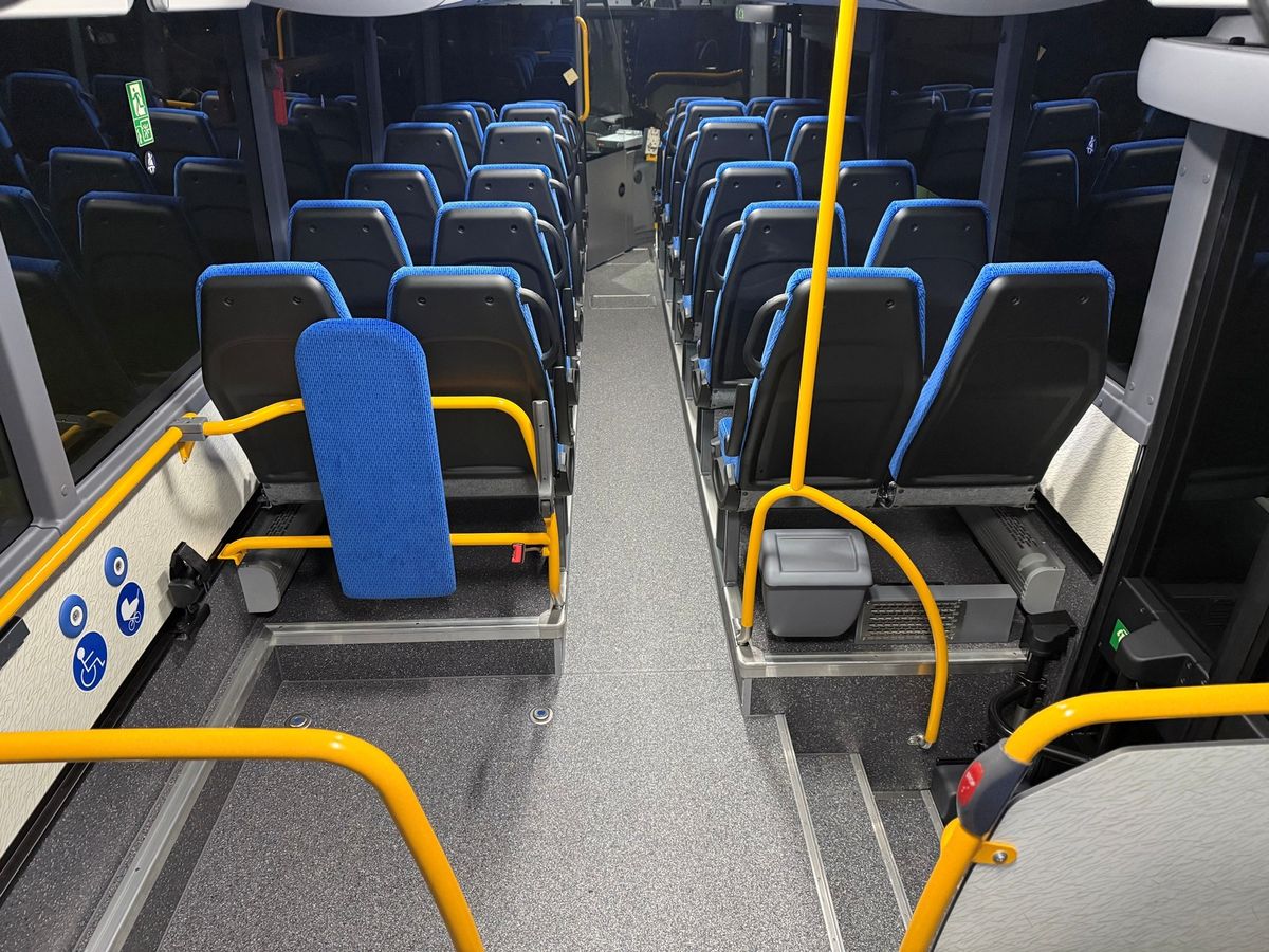 Ve Zlínském kraji jsme nasadili pět nových autobusů, mají antibakteriální potahy