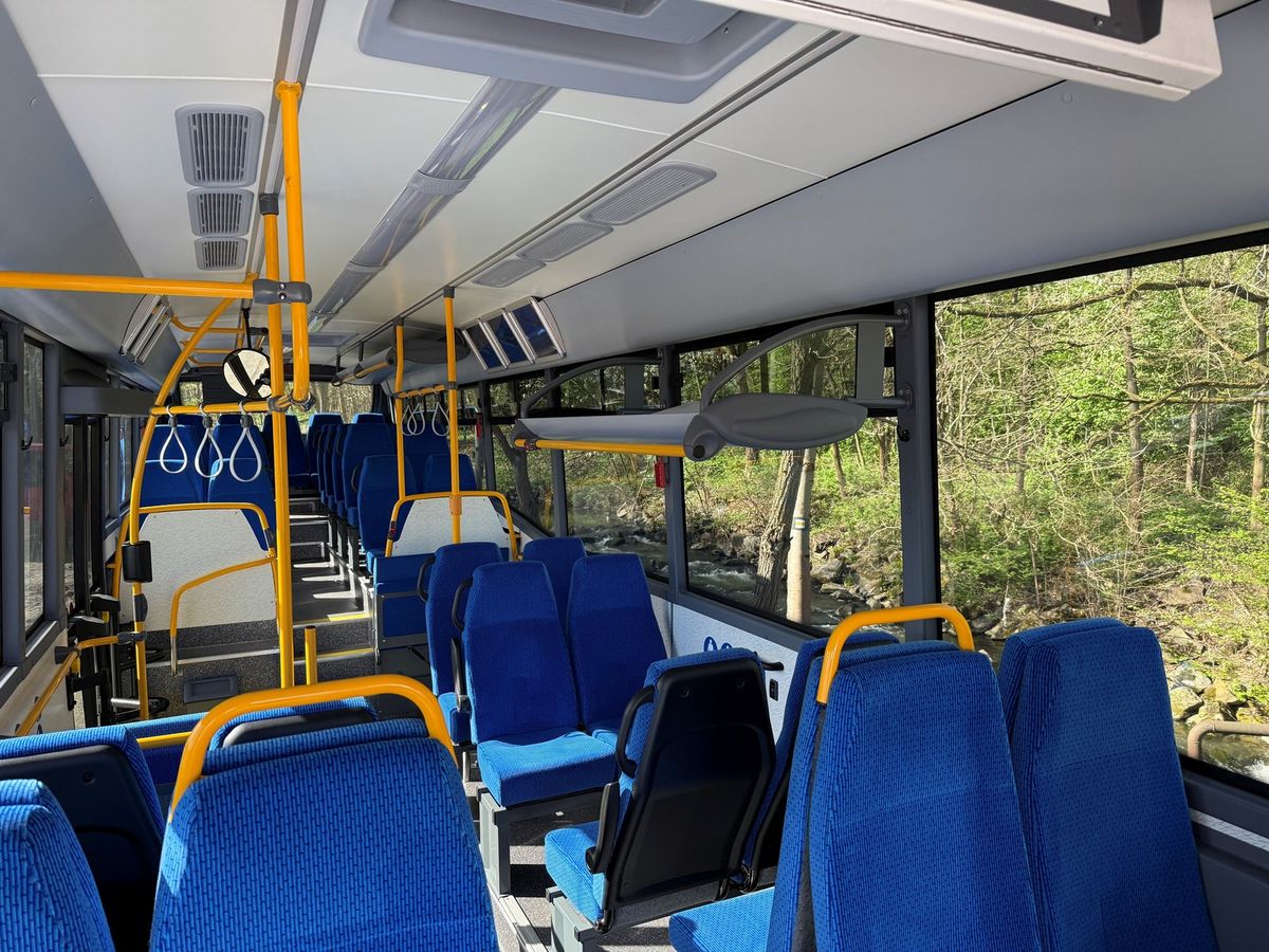 Ve Zlínském kraji jsme nasadili pět nových autobusů, mají antibakteriální potahy