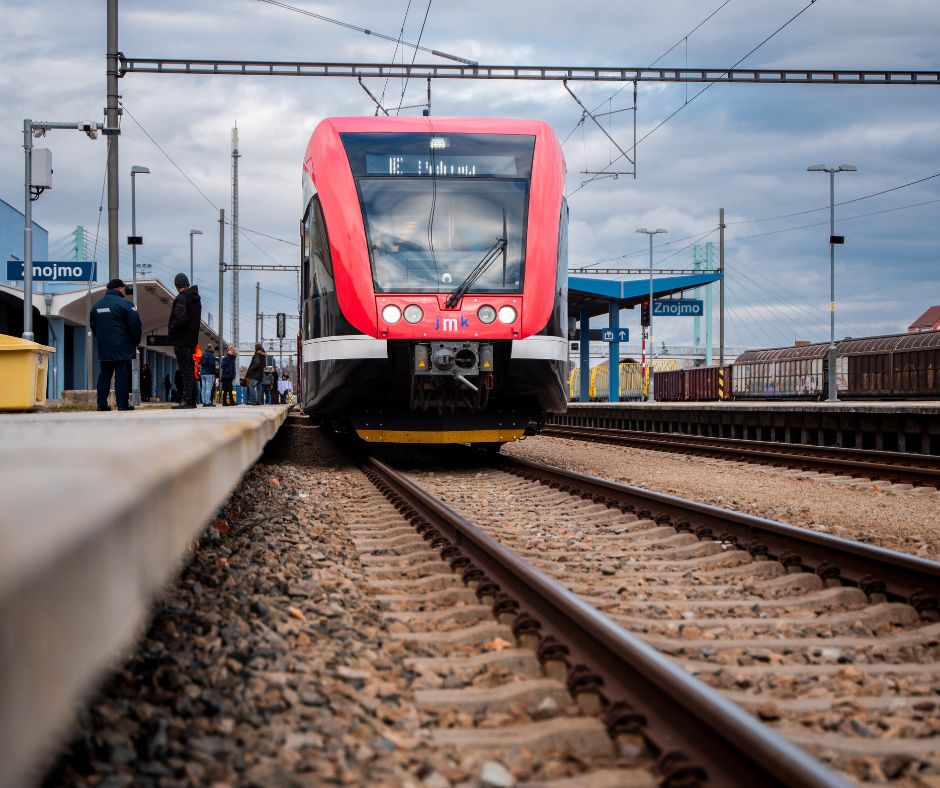 V Plzeňském kraji budeme po elektrických vlacích zajišťovat i motoráky na lince P3