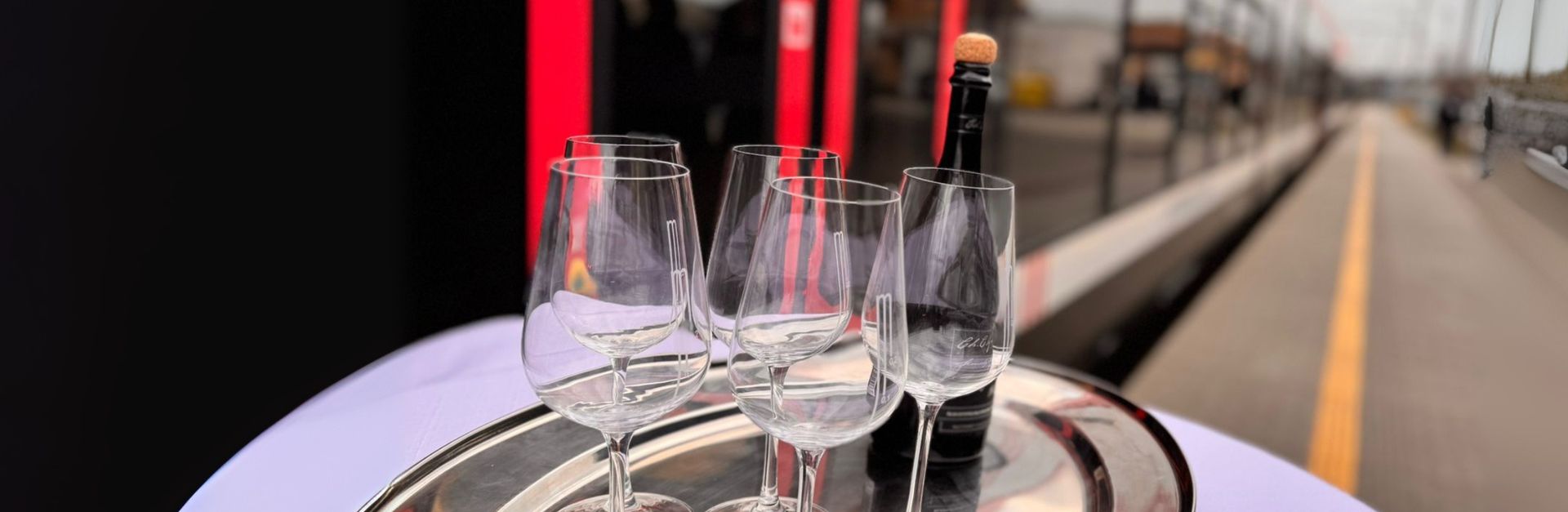 Na vinobraní na jihu Moravy posilujeme vlaky, rychlíky kvůli němu zastaví i na Kuksu