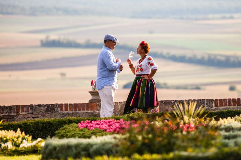 Na vinobraní na jižní Moravě posilujeme vlaky, rychlíky kvůli němu zastaví na Kuksu