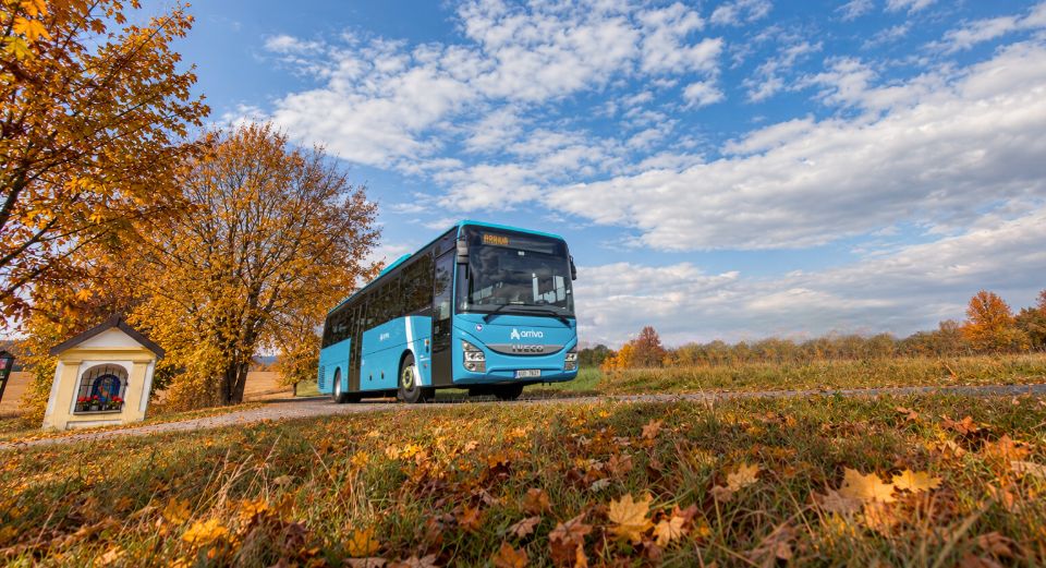 Provoz autobusů a vlaků mění přechod na zimní čas, státní svátek i prázdniny